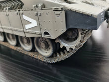 Load image into Gallery viewer, HOOBEN 1/10 Merkava Israel Main Battle Tank RC RTR Military Army Tanks Model 6717