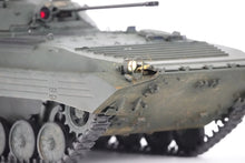 Load image into Gallery viewer, Hooben 1/16 Russian BMP-2 Infantry Fighting Vehicle RC RTR S6623