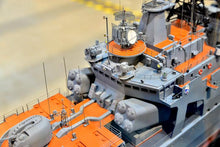 Load image into Gallery viewer, ARKMODEL 1/100 UDALOY CLASS ANTI-SUB(DESTROYER) SHIP KIT VERSION N0.7524