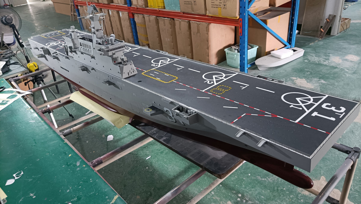 1:100 Plan type 075 LHA RC RTR SHIP MODEL 7571 THE LENGTH REACHES 2.4 ...
